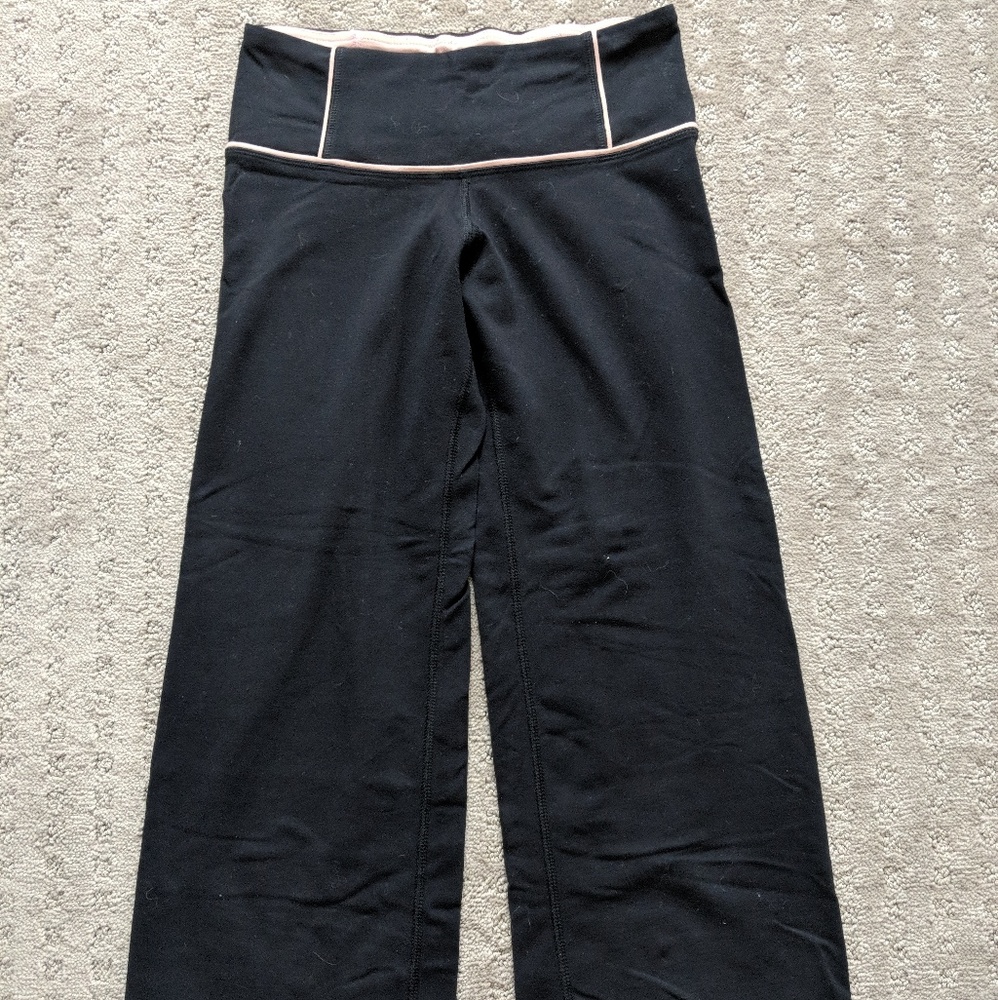 Lululemon crop wide-leg leggings